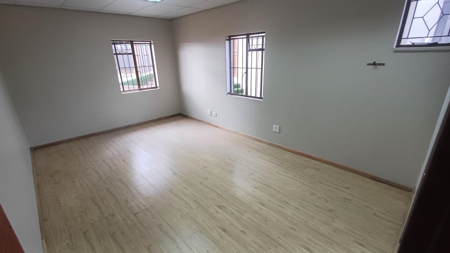 To Let commercial Property for Rent in Sonheuwel Mpumalanga