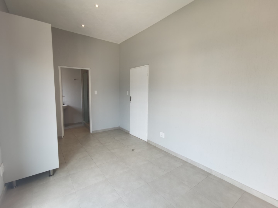 To Let 1 Bedroom Property for Rent in Nelspruit Ext 29 Mpumalanga