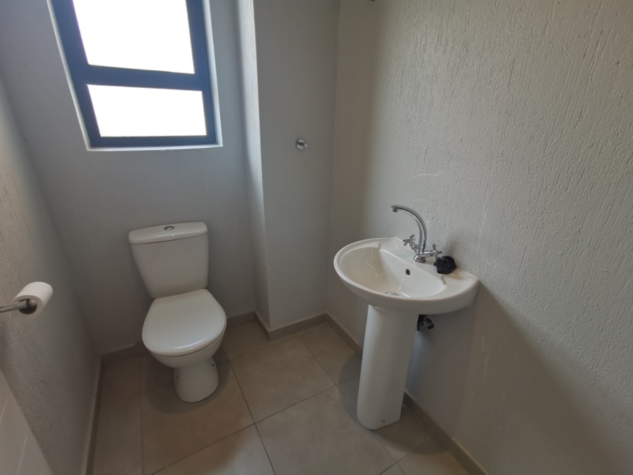 To Let 1 Bedroom Property for Rent in Nelspruit Ext 29 Mpumalanga