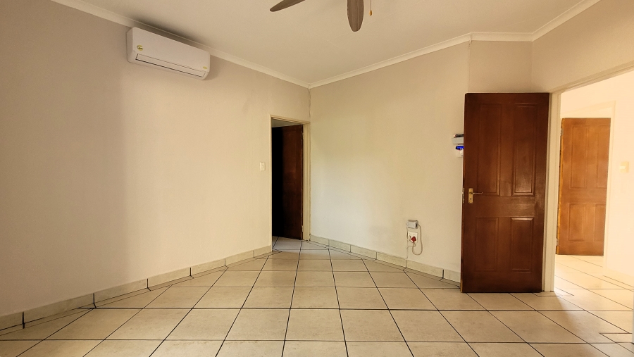 3 Bedroom Property for Sale in Stonehenge Mpumalanga