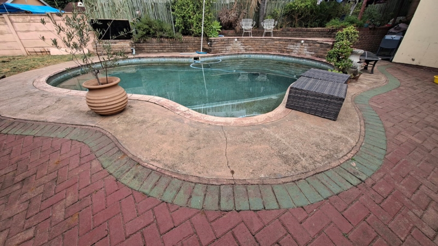 3 Bedroom Property for Sale in West Acres Mpumalanga