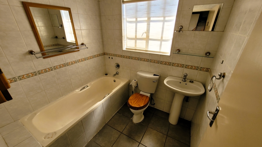 3 Bedroom Property for Sale in Stonehenge Mpumalanga