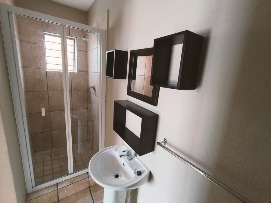 1 Bedroom Property for Sale in Nelspruit Ext 29 Mpumalanga