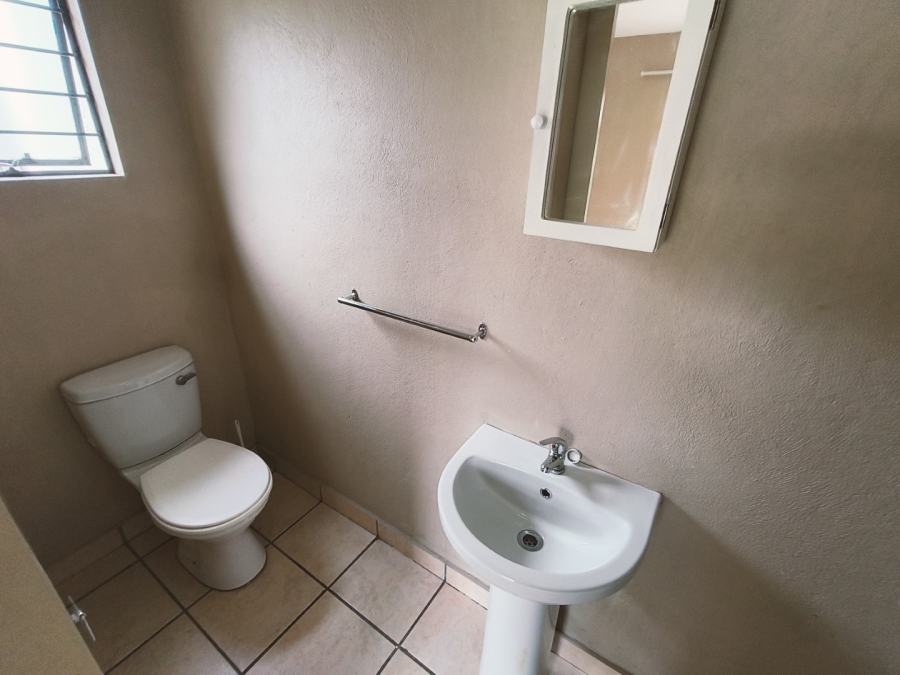 1 Bedroom Property for Sale in Nelspruit Ext 29 Mpumalanga