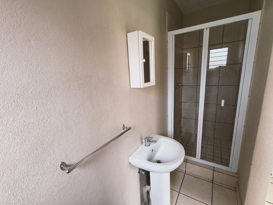 1 Bedroom Property for Sale in Nelspruit Ext 29 Mpumalanga
