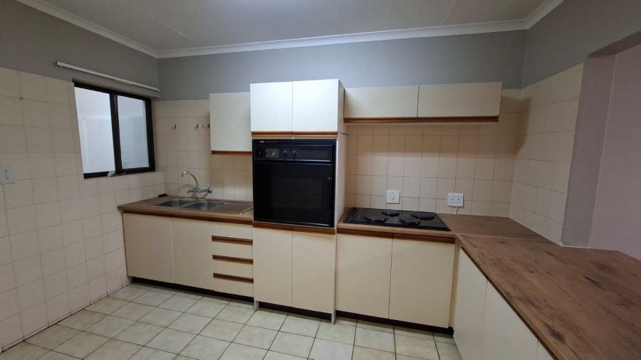 1 Bedroom Property for Sale in West Acres Mpumalanga