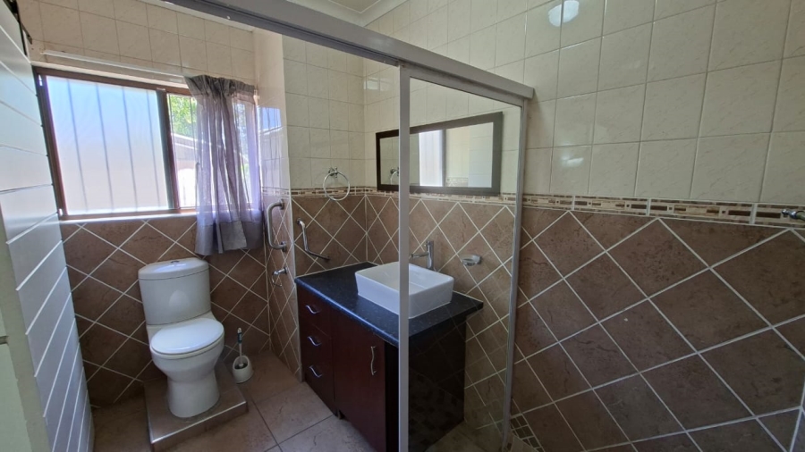 1 Bedroom Property for Sale in West Acres Mpumalanga