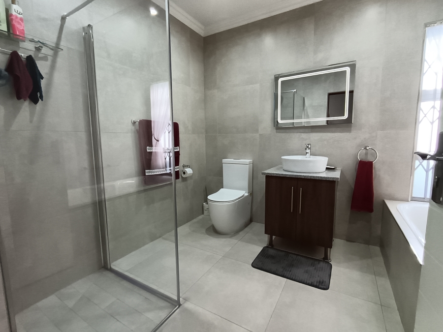 2 Bedroom Property for Sale in Kruinpark Mpumalanga
