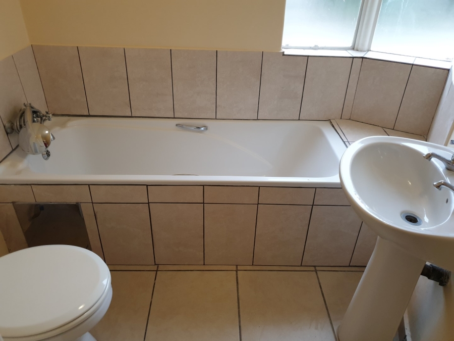 2 Bedroom Property for Sale in Nelspruit Ext 37 Mpumalanga