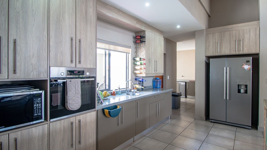 4 Bedroom Property for Sale in Sonheuwel Mpumalanga