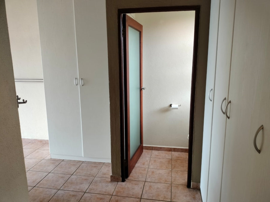 1 Bedroom Property for Sale in West Acres Mpumalanga