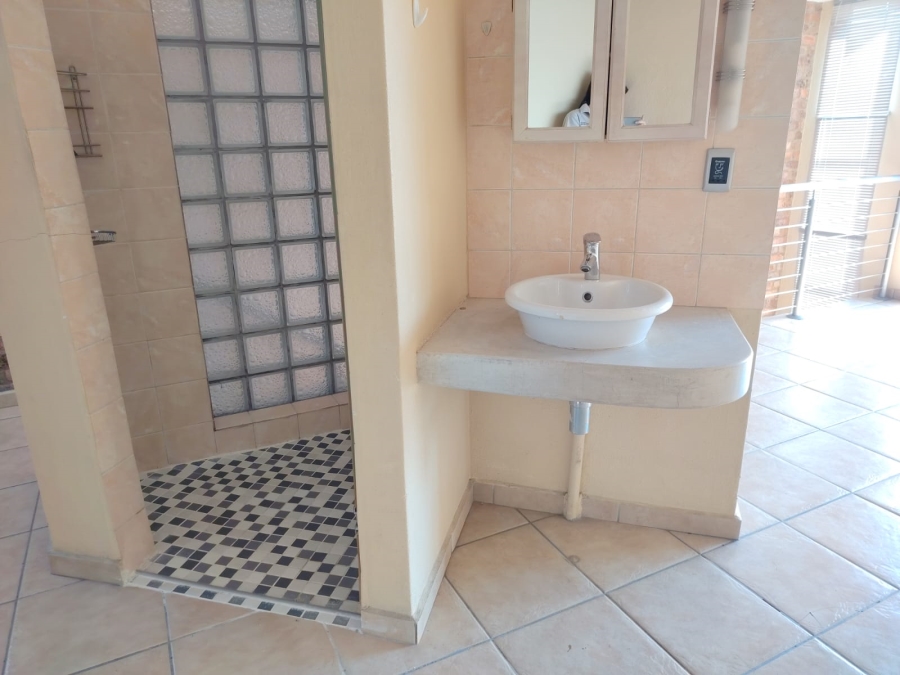 To Let 1 Bedroom Property for Rent in West Acres Mpumalanga