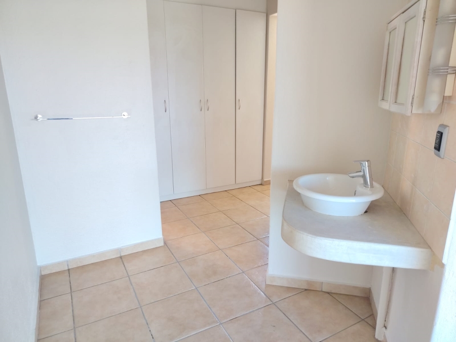 To Let 1 Bedroom Property for Rent in West Acres Mpumalanga