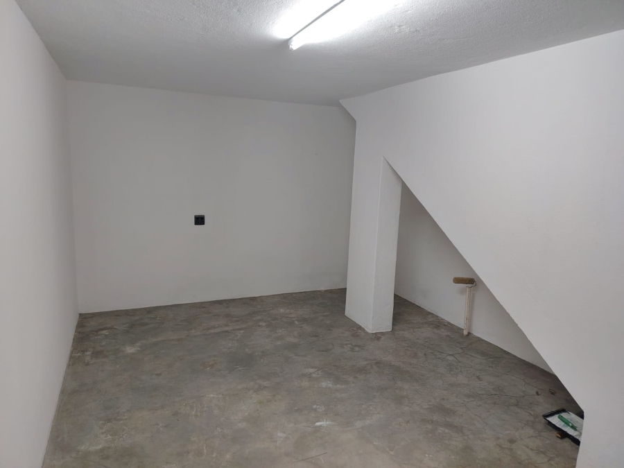 To Let 1 Bedroom Property for Rent in West Acres Mpumalanga