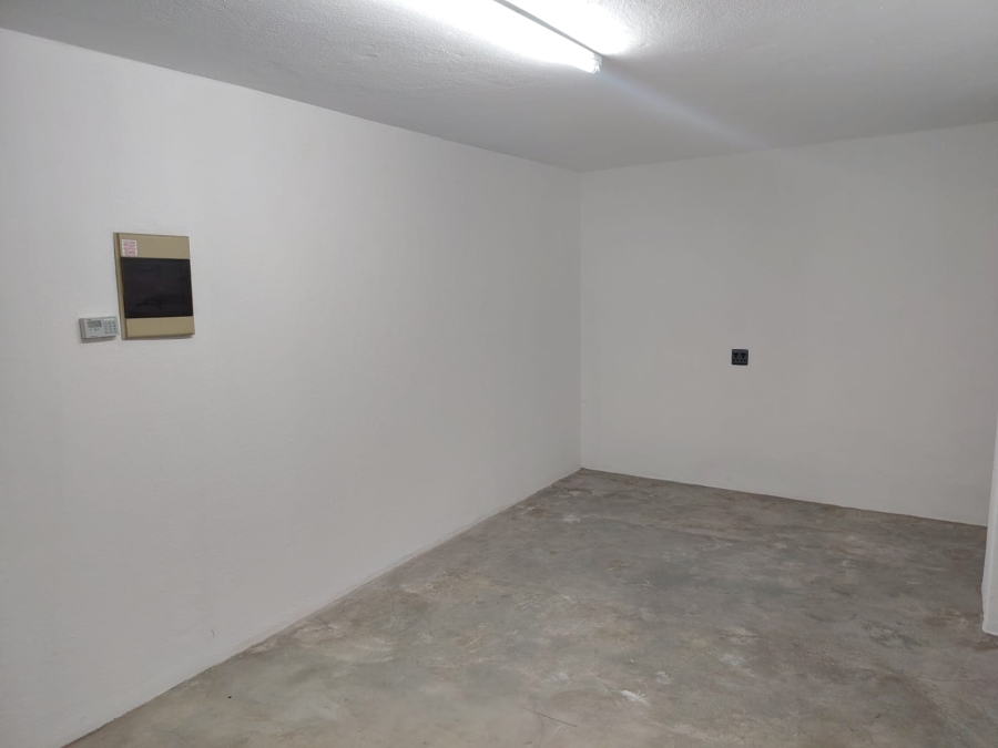 To Let 1 Bedroom Property for Rent in West Acres Mpumalanga