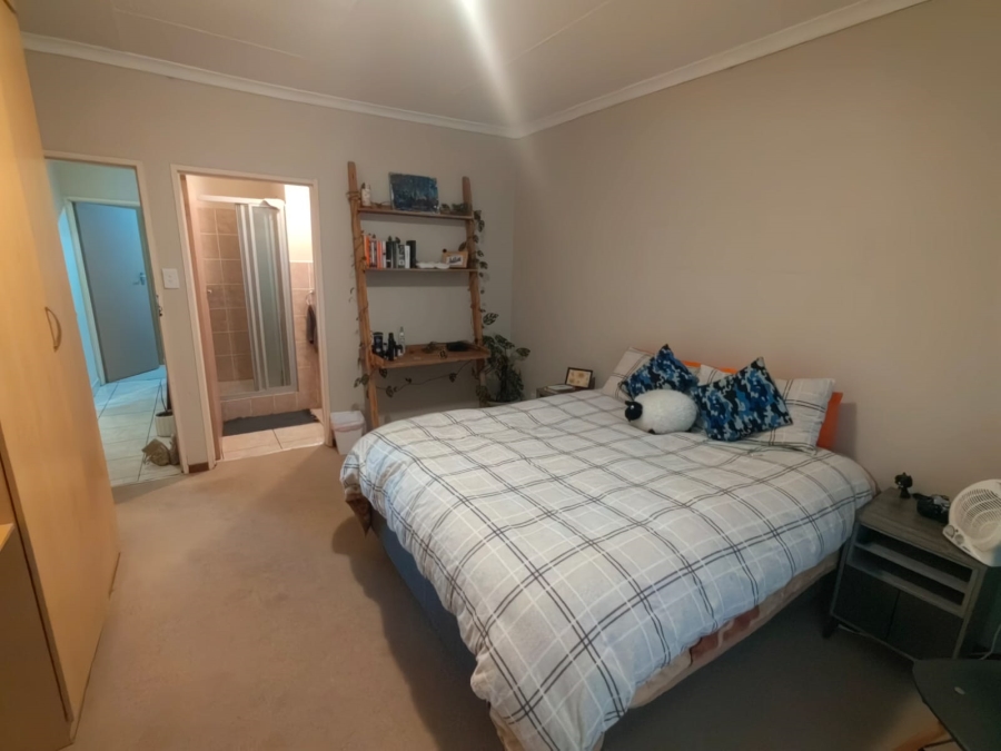 2 Bedroom Property for Sale in Ermelo Mpumalanga