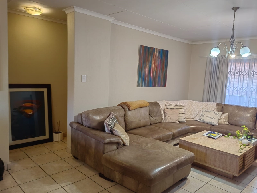 2 Bedroom Property for Sale in Ermelo Mpumalanga