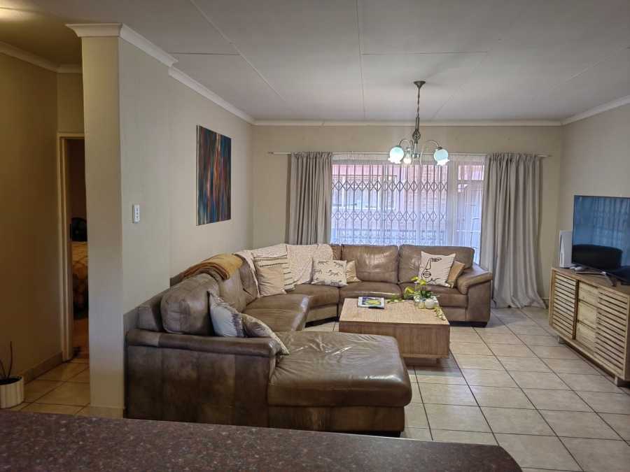 2 Bedroom Property for Sale in Ermelo Mpumalanga