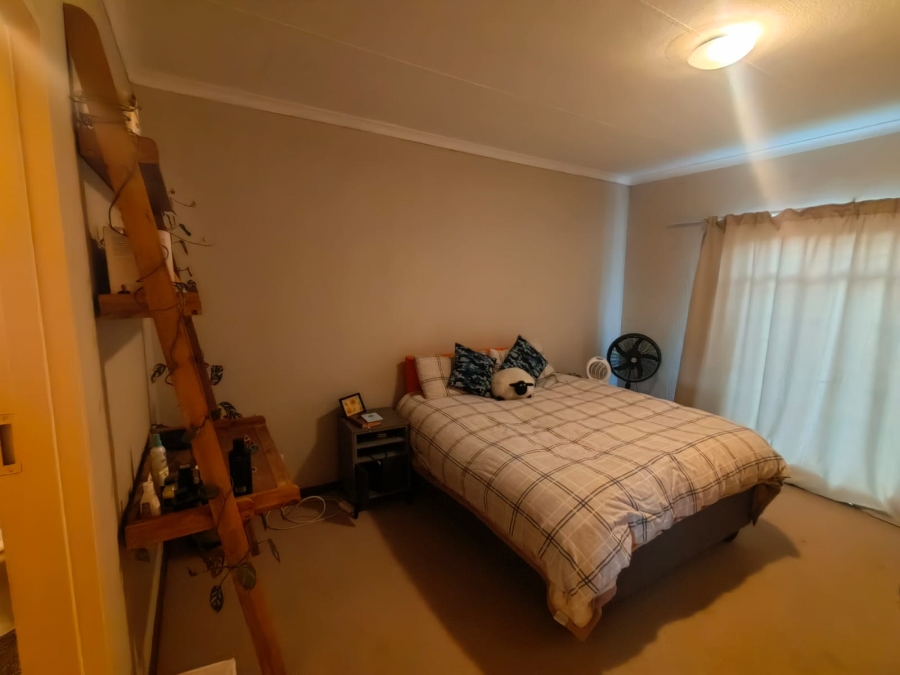 2 Bedroom Property for Sale in Ermelo Mpumalanga