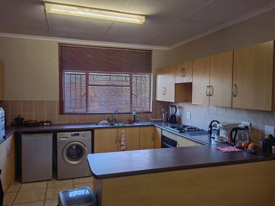 2 Bedroom Property for Sale in Ermelo Mpumalanga