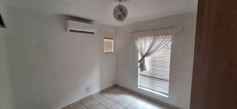 To Let 2 Bedroom Property for Rent in Nelspruit Ext 29 Mpumalanga