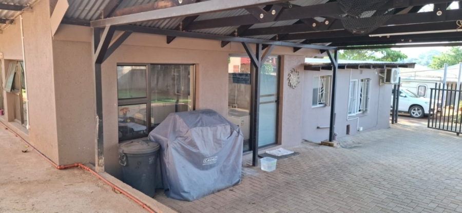 2 Bedroom Property for Sale in White River Ext 3 Mpumalanga