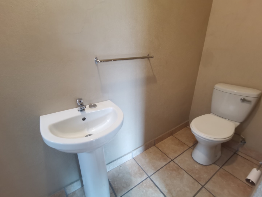 1 Bedroom Property for Sale in Nelspruit Ext 29 Mpumalanga