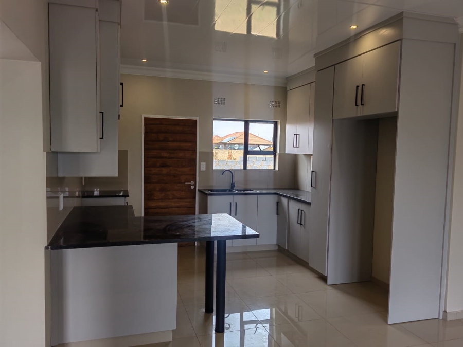 3 Bedroom Property for Sale in Cassim Park Mpumalanga