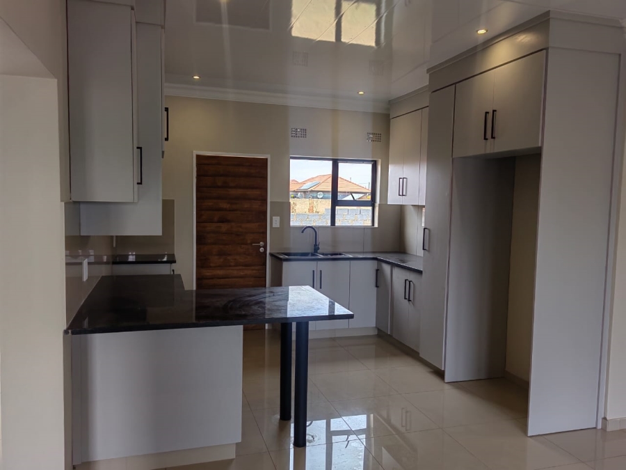 3 Bedroom Property for Sale in Cassim Park Mpumalanga