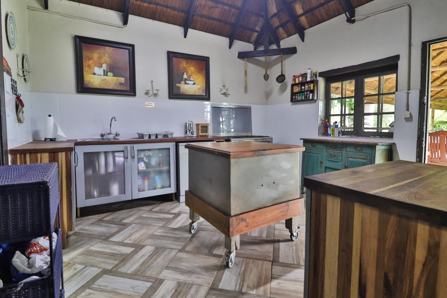 7 Bedroom Property for Sale in White River Mpumalanga