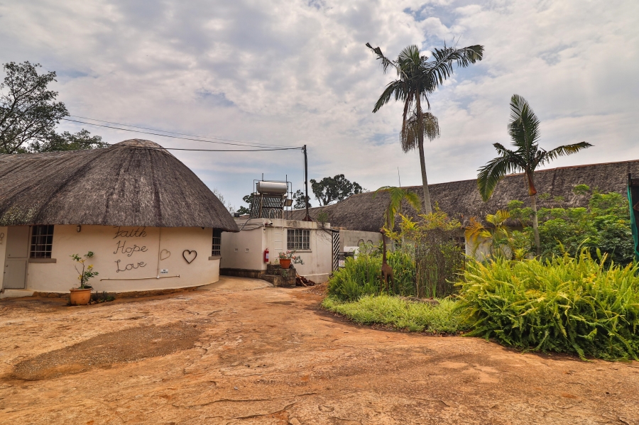 7 Bedroom Property for Sale in White River Mpumalanga