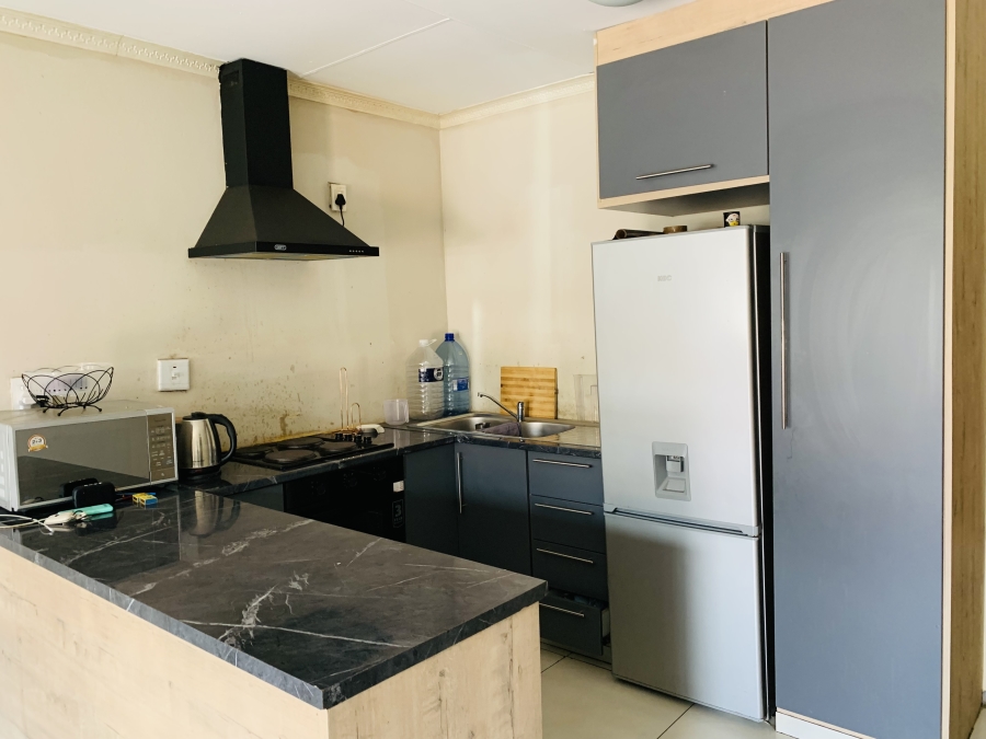 2 Bedroom Property for Sale in Mountain View Mpumalanga