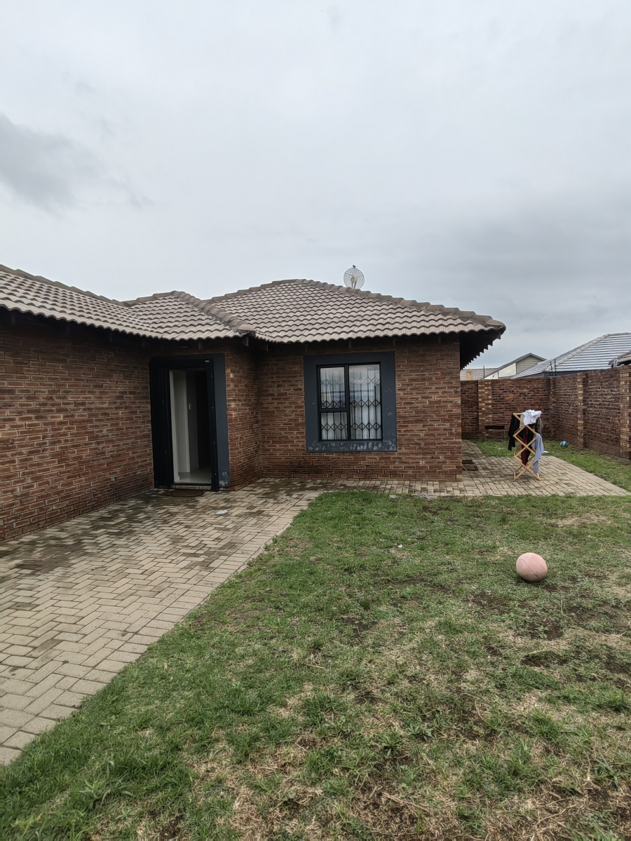 To Let 2 Bedroom Property for Rent in Secunda Mpumalanga