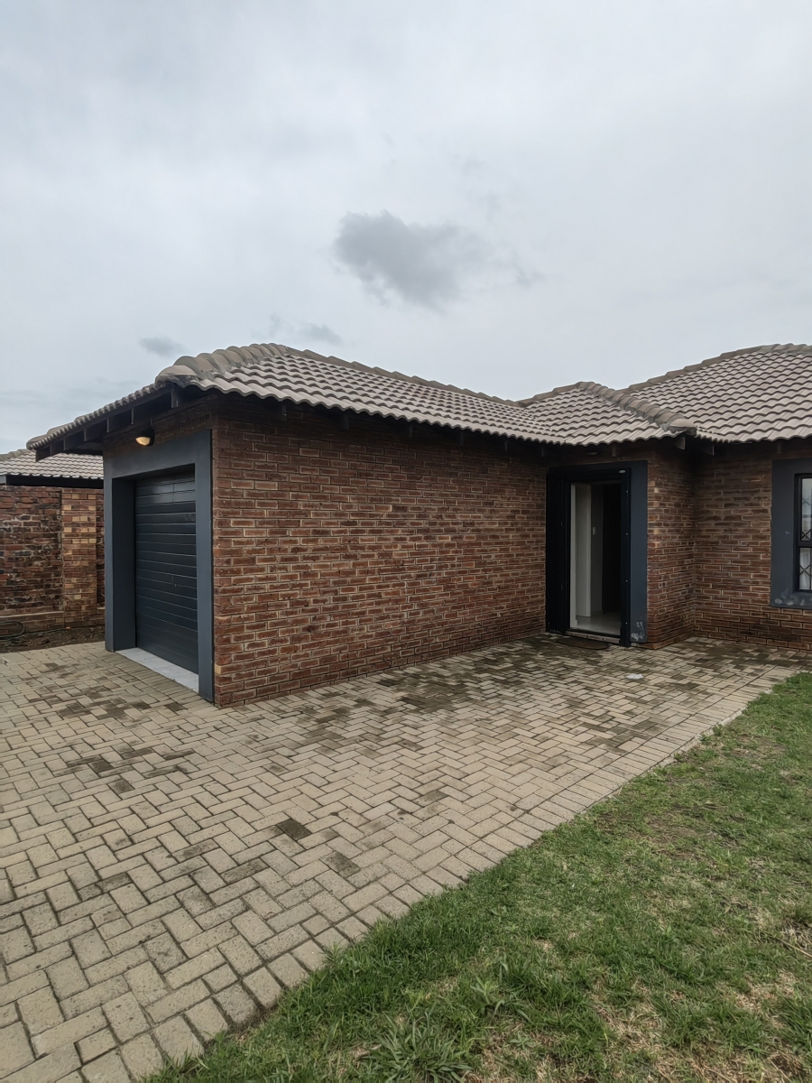 To Let 2 Bedroom Property for Rent in Secunda Mpumalanga