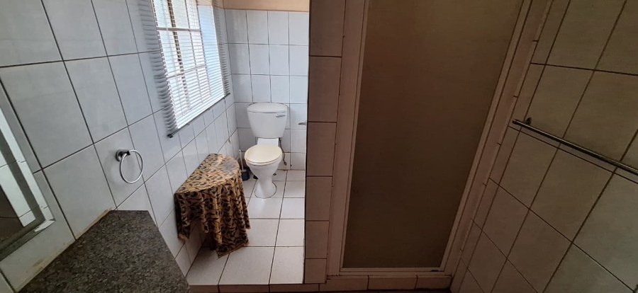 1 Bedroom Property for Sale in Sonheuwel Mpumalanga