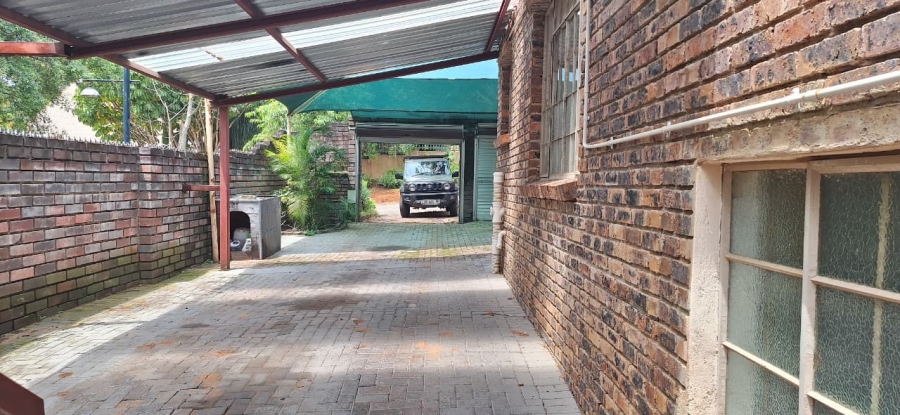 1 Bedroom Property for Sale in Sonheuwel Mpumalanga
