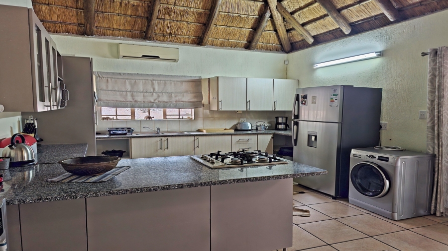 2 Bedroom Property for Sale in Marloth Park Mpumalanga