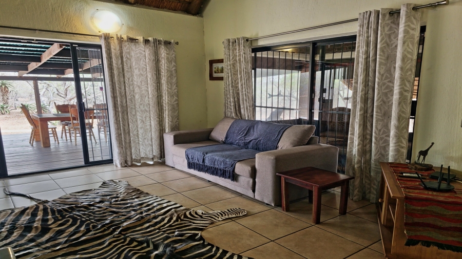 2 Bedroom Property for Sale in Marloth Park Mpumalanga