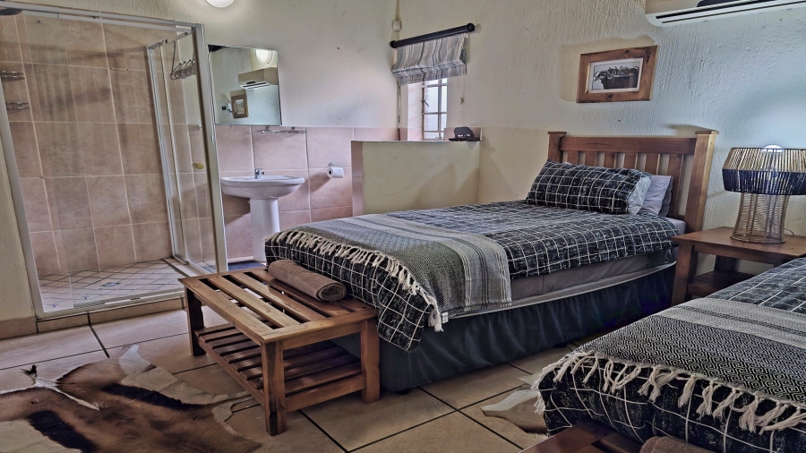 2 Bedroom Property for Sale in Marloth Park Mpumalanga