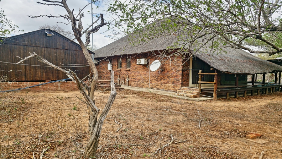 2 Bedroom Property for Sale in Marloth Park Mpumalanga