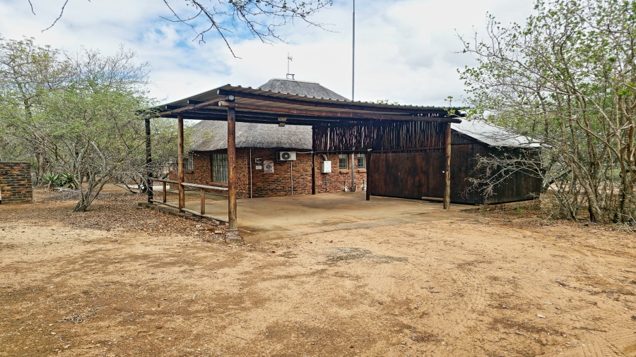 2 Bedroom Property for Sale in Marloth Park Mpumalanga