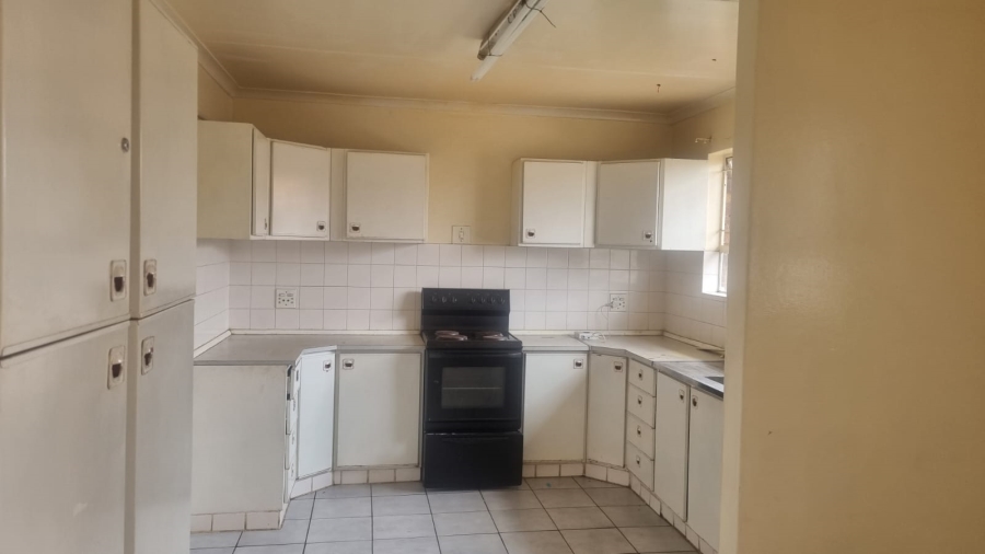 To Let 3 Bedroom Property for Rent in Reyno Ridge Mpumalanga