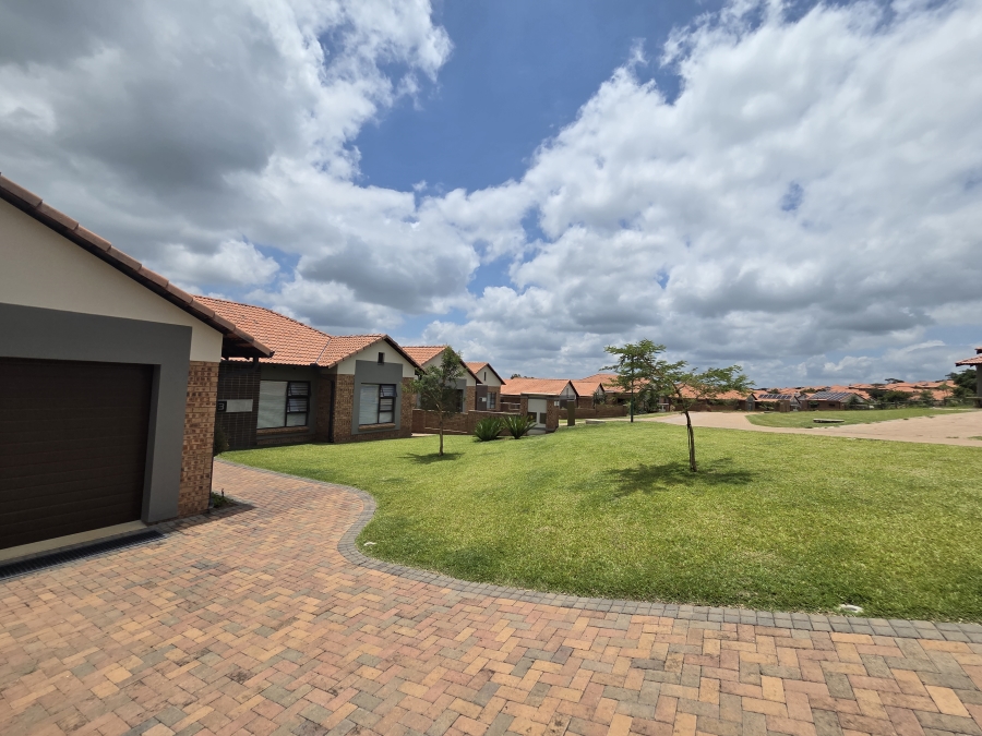 3 Bedroom Property for Sale in Bateleur Estate Mpumalanga