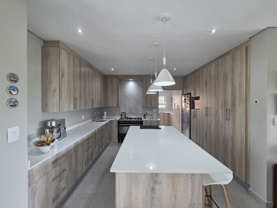 3 Bedroom Property for Sale in Bateleur Estate Mpumalanga