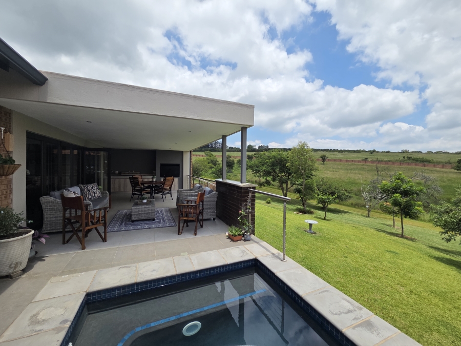 3 Bedroom Property for Sale in Bateleur Estate Mpumalanga