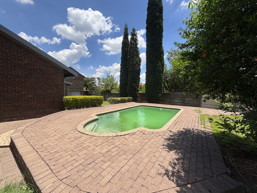 3 Bedroom Property for Sale in Die Heuwel Ext 4 Mpumalanga