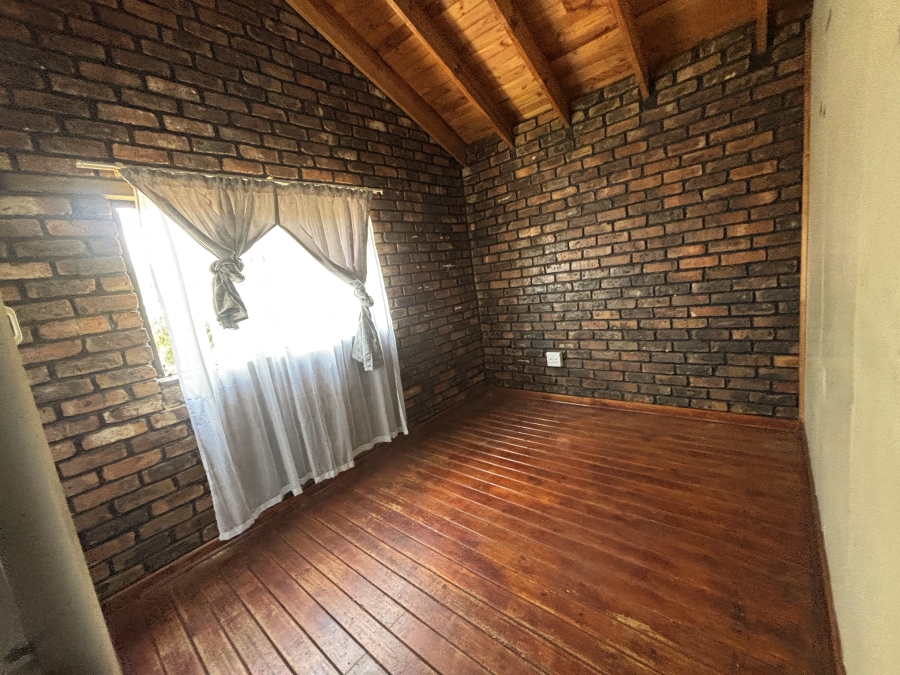 3 Bedroom Property for Sale in Die Heuwel Ext 4 Mpumalanga