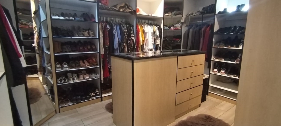 To Let 5 Bedroom Property for Rent in Del Judor Ext 4 Mpumalanga