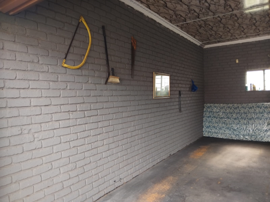 4 Bedroom Property for Sale in Tasbet Park Ext 1 Mpumalanga