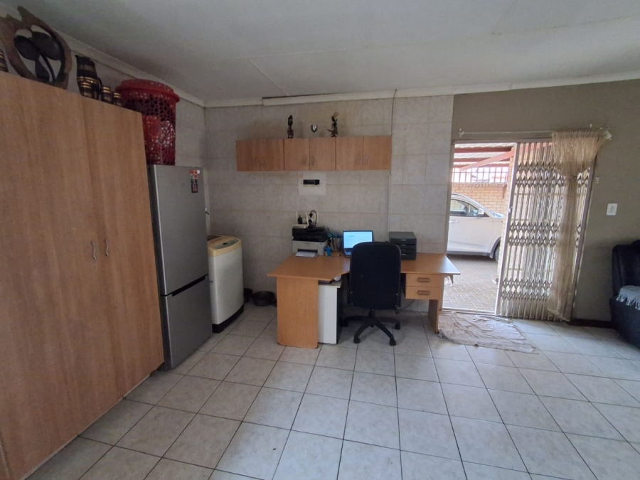 2 Bedroom Property for Sale in Reyno Ridge Mpumalanga